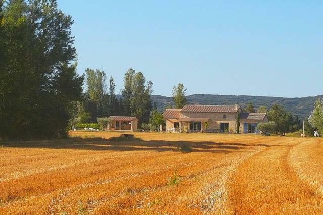 Fontaine De Cerier Bed & Breakfast Castillon-du-Gard Ngoại thất bức ảnh