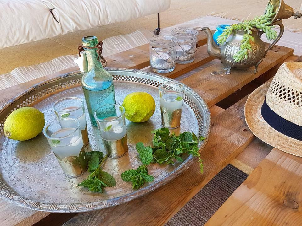 Fontaine De Cerier Bed & Breakfast Castillon-du-Gard Ngoại thất bức ảnh