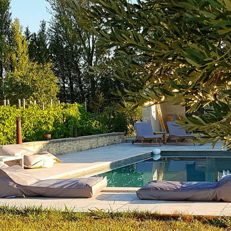 Fontaine De Cerier Bed & Breakfast Castillon-du-Gard Ngoại thất bức ảnh